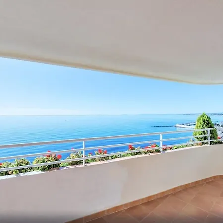 Penthouse Center Atico En Primera Linea De Playa * Marbella